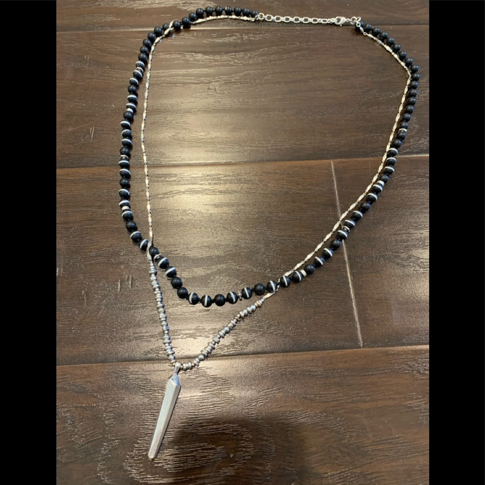 Stella & Dot Rayna Pendant Necklace